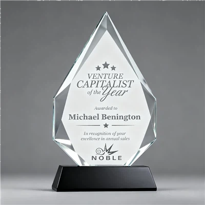 Crystal Trophies mai arha